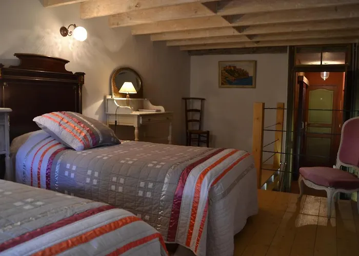 Bed & Breakfast La Voureyline 3*